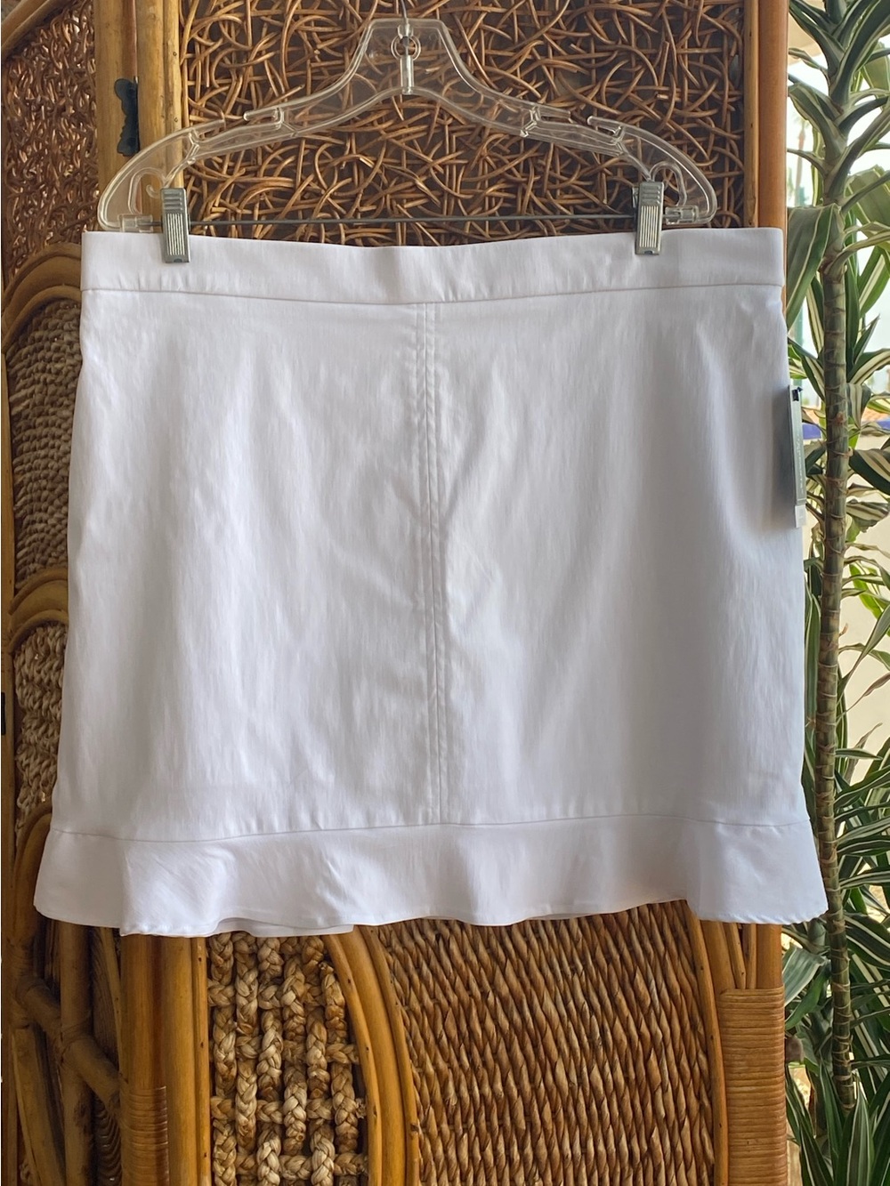 New Counterparts White Mini Skort Skirt with Ruffle Hem and Stretch